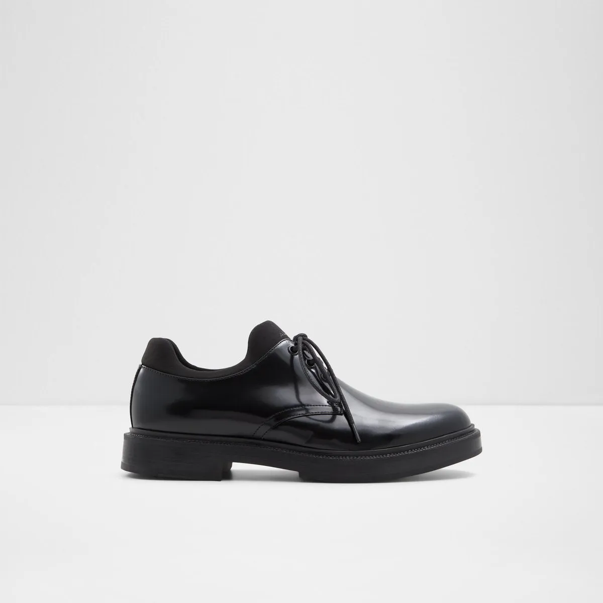 Barlow Lace-Up Shoes
