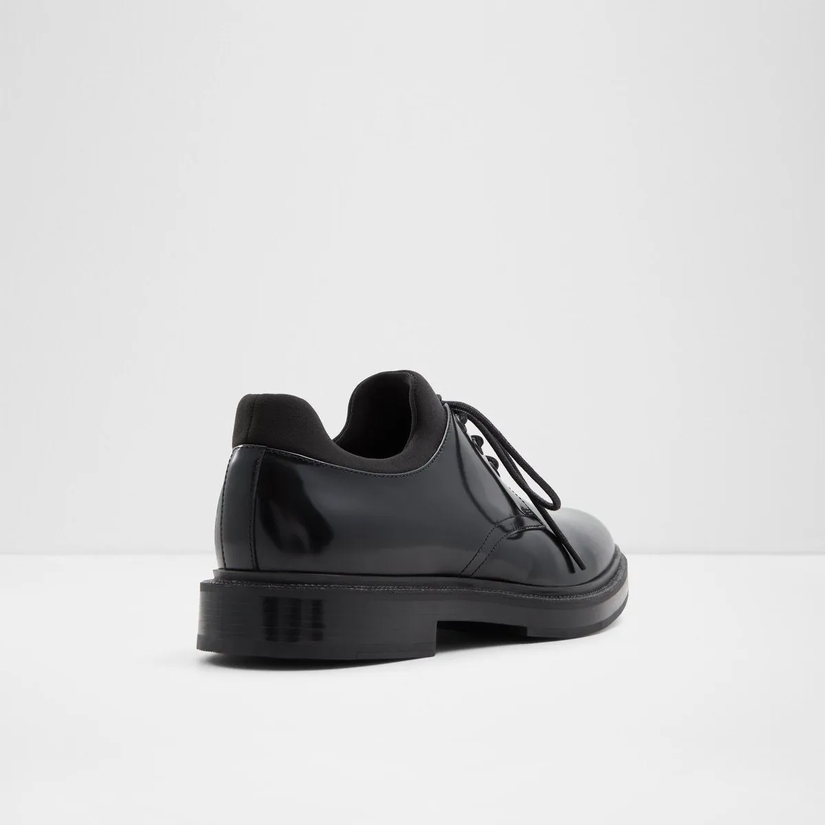 Barlow Lace-Up Shoes