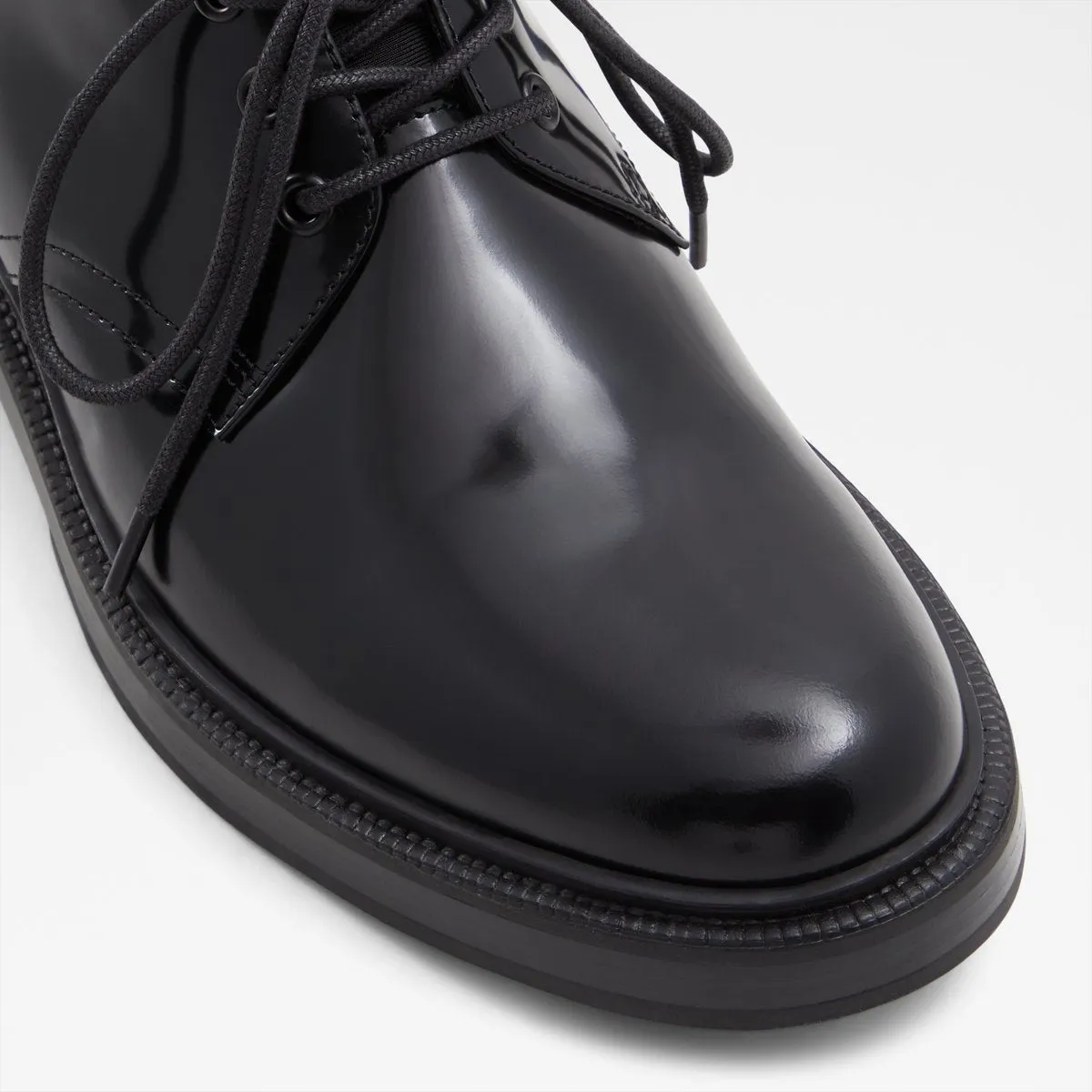 Barlow Lace-Up Shoes